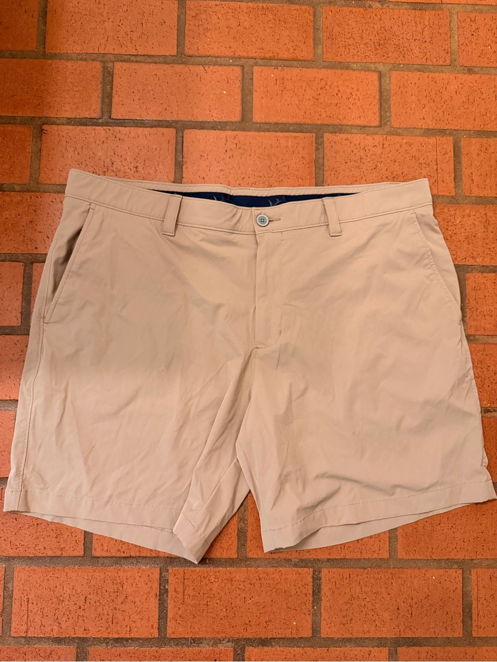 Southern Tide Men’s Brrr. Shorts 42